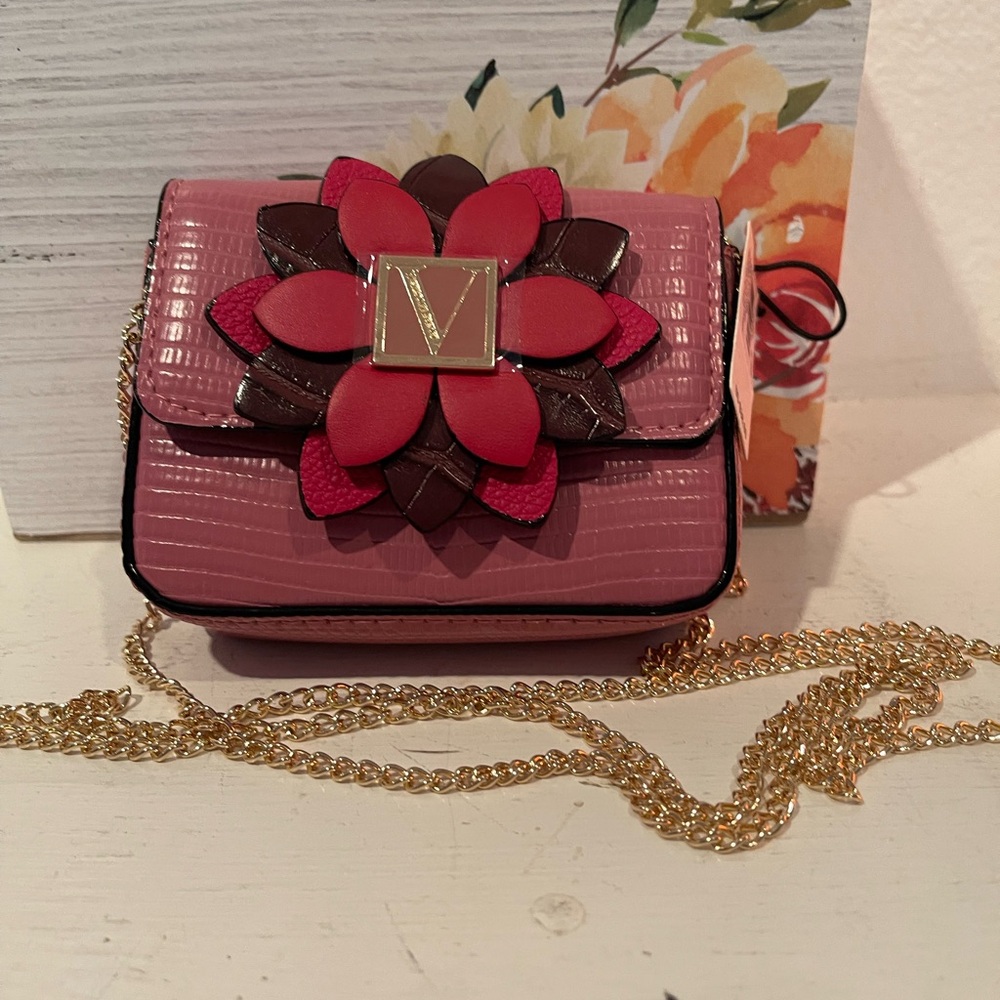 Victoria Secret Mini Purse Brand New. Super Cute!!
